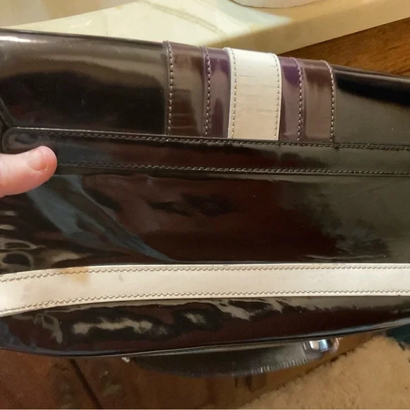 AUTHENTIC MCM BLACK PATENT LEATHER BAG - Picture 2 of 5